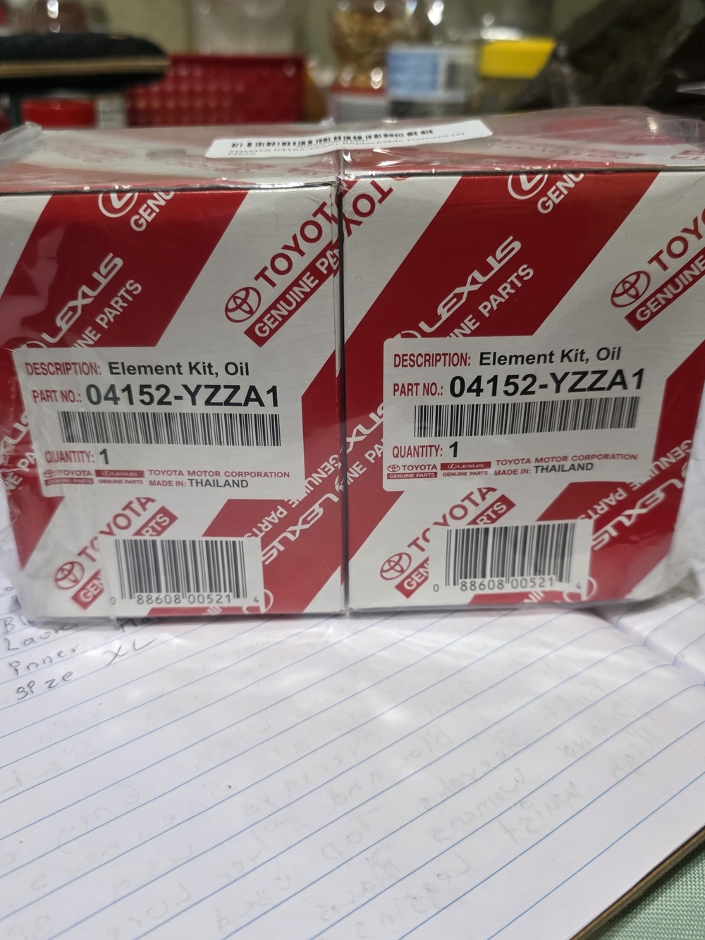 Toyota/Lexus Red & White Genuine Oil Filter Element Kit (04152-YZZA1)